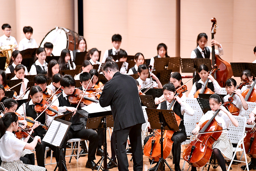 康橋國際學校持續以藝文平台培養學生多元素養，讓教育影響如音樂般悠揚深遠。