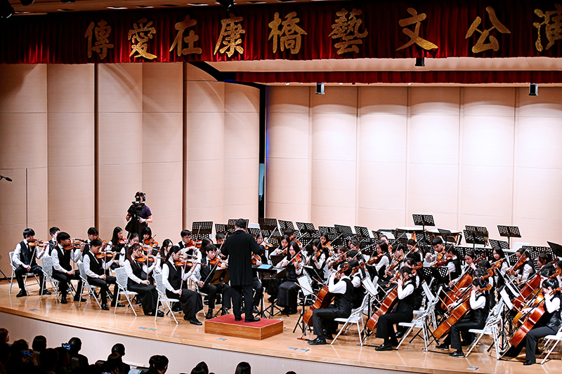 康橋國際學校透過多元音樂團隊培養學生在課業與練習間兼顧精進，並於合作中學習傾聽與團隊精神。（康橋國際學校提供）